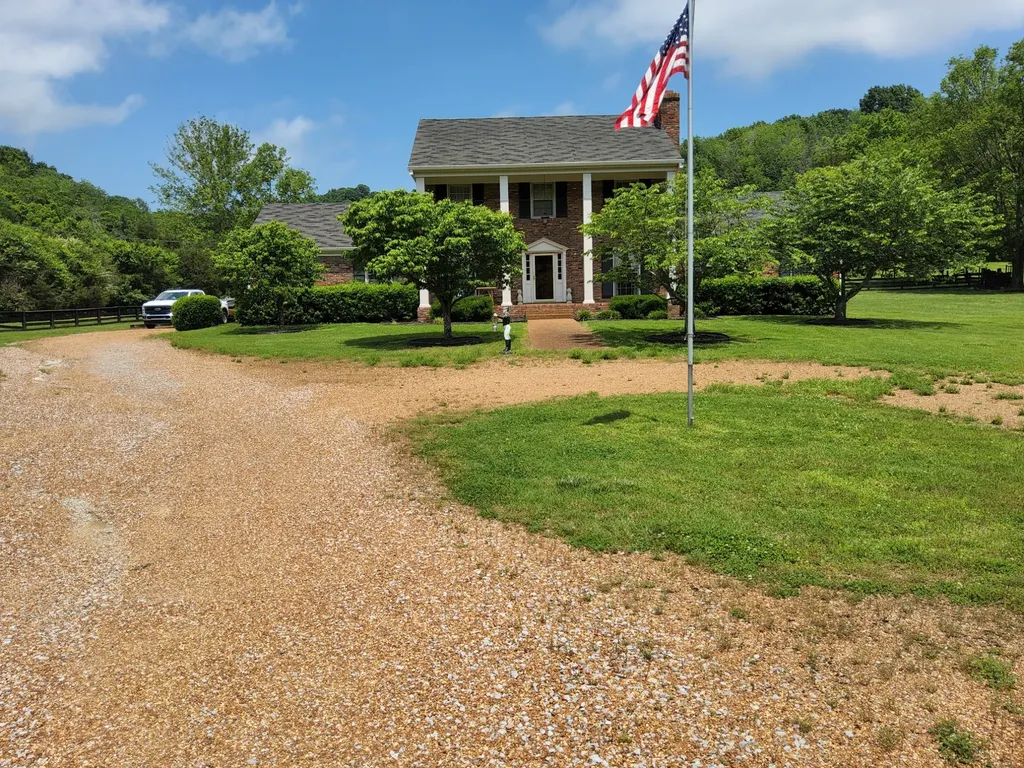 5402 Brick Church Pike Goodlettsville TN 37072