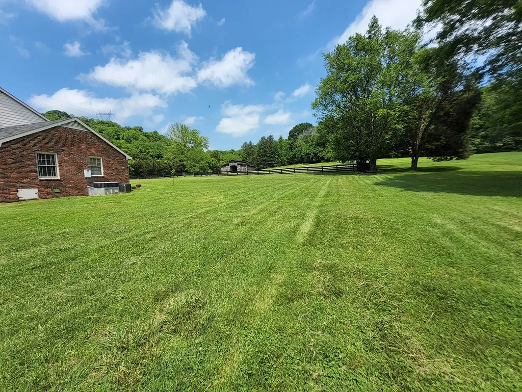 5402 Brick Church Pike Goodlettsville TN 37072