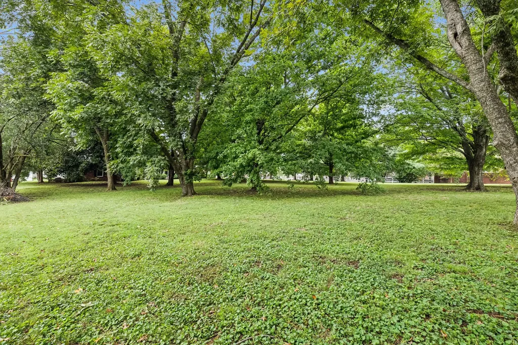 2641 Buckner Road Thompsons Station TN 37179