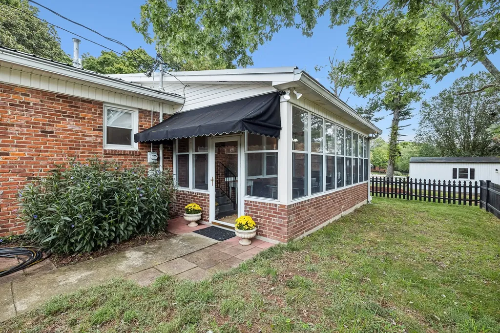 2641 Buckner Road Thompsons Station TN 37179