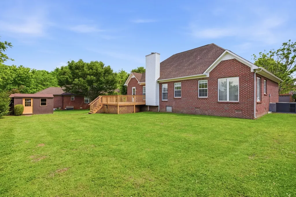 105 Green Tree Court Columbia TN 38401