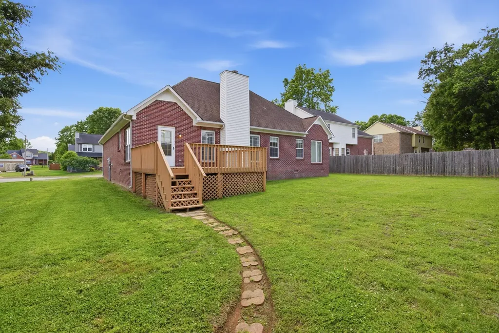 105 Green Tree Court Columbia TN 38401