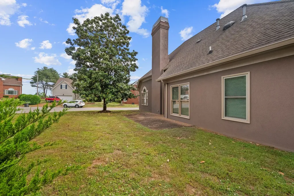 5034 Camelot Drive Columbia TN 38401