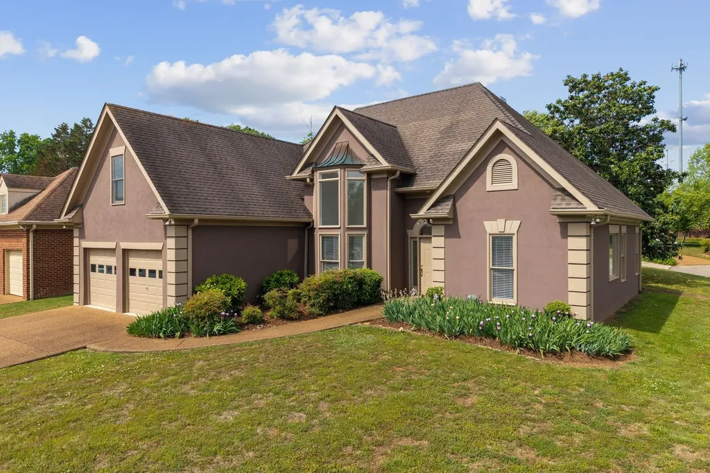 5034 Camelot Drive Columbia TN 38401