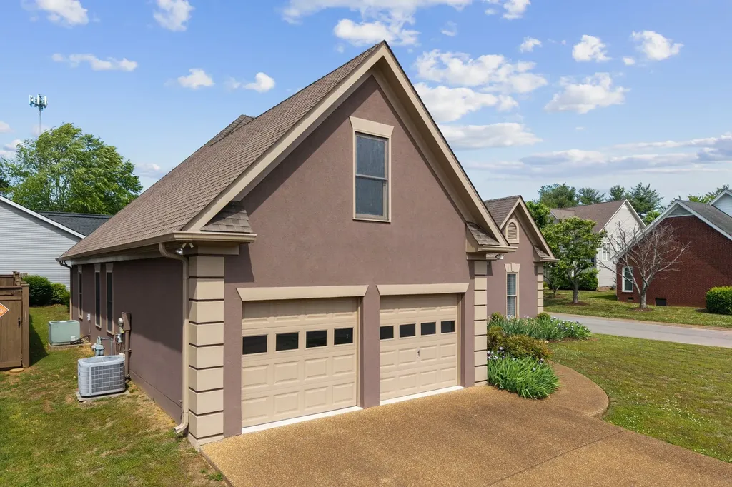 5034 Camelot Drive Columbia TN 38401