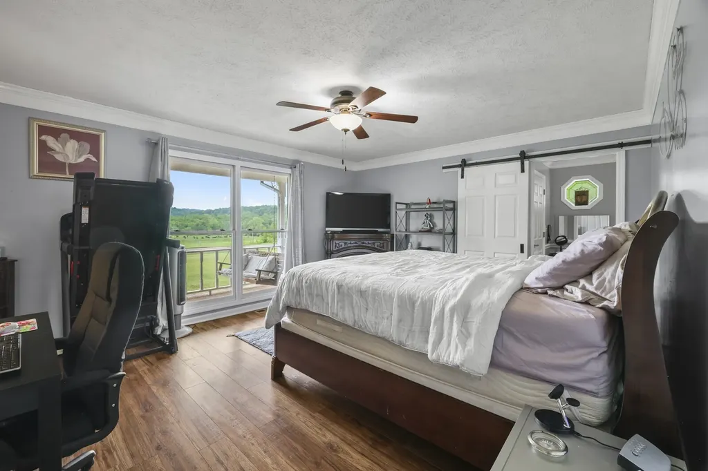 6268 Highway 100, W Centerville TN 37033