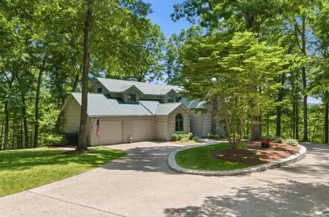 108 High Estes Nashville TN 37215