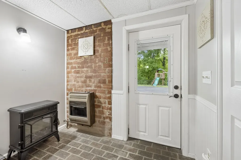 105 Hilco Drive Lafayette TN 37083