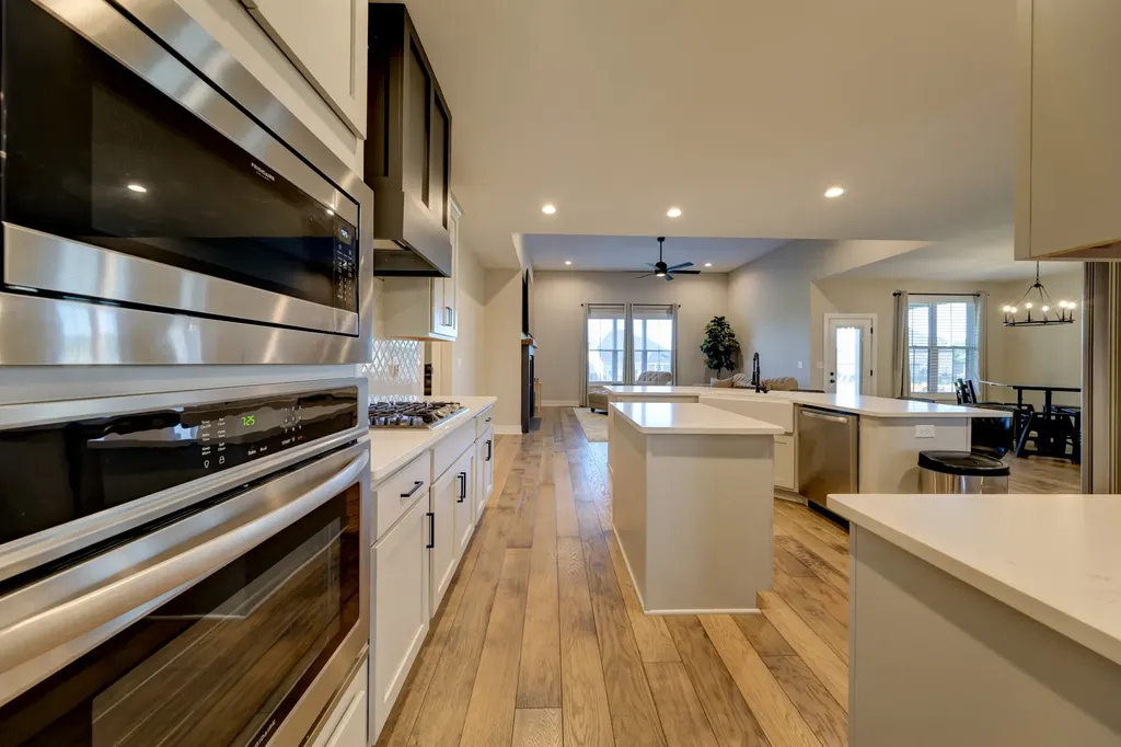 314 Clarabelle Lane Clarksville TN 37040