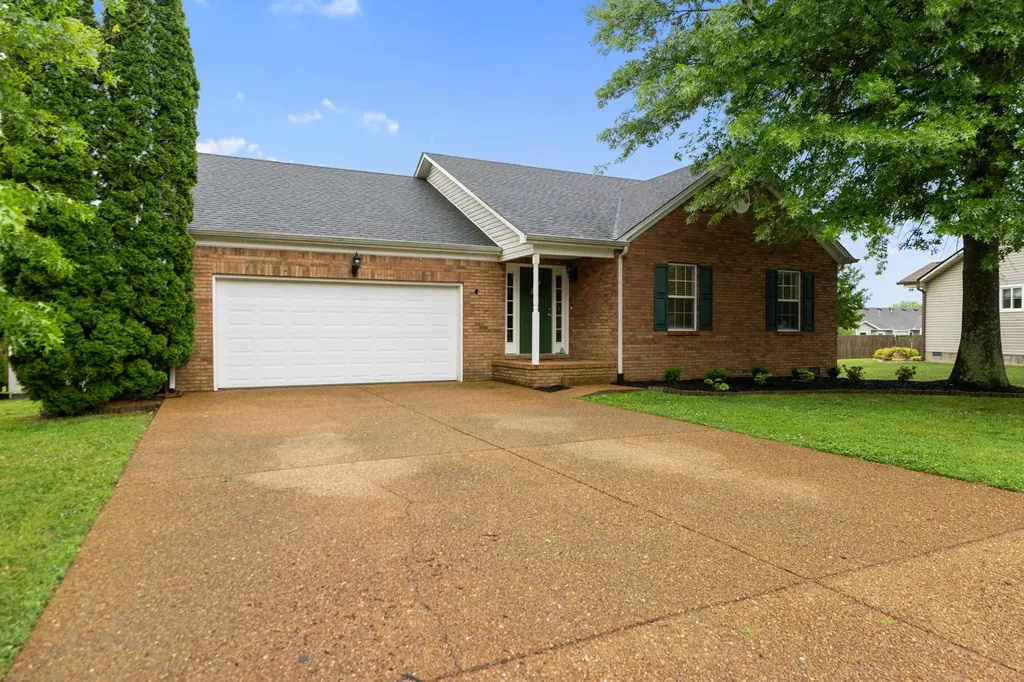 2919 Crenshaw Court Spring Hill TN 37174