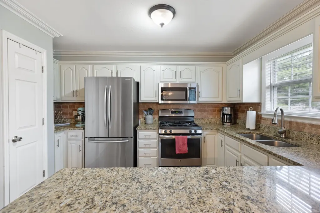 2919 Crenshaw Court Spring Hill TN 37174