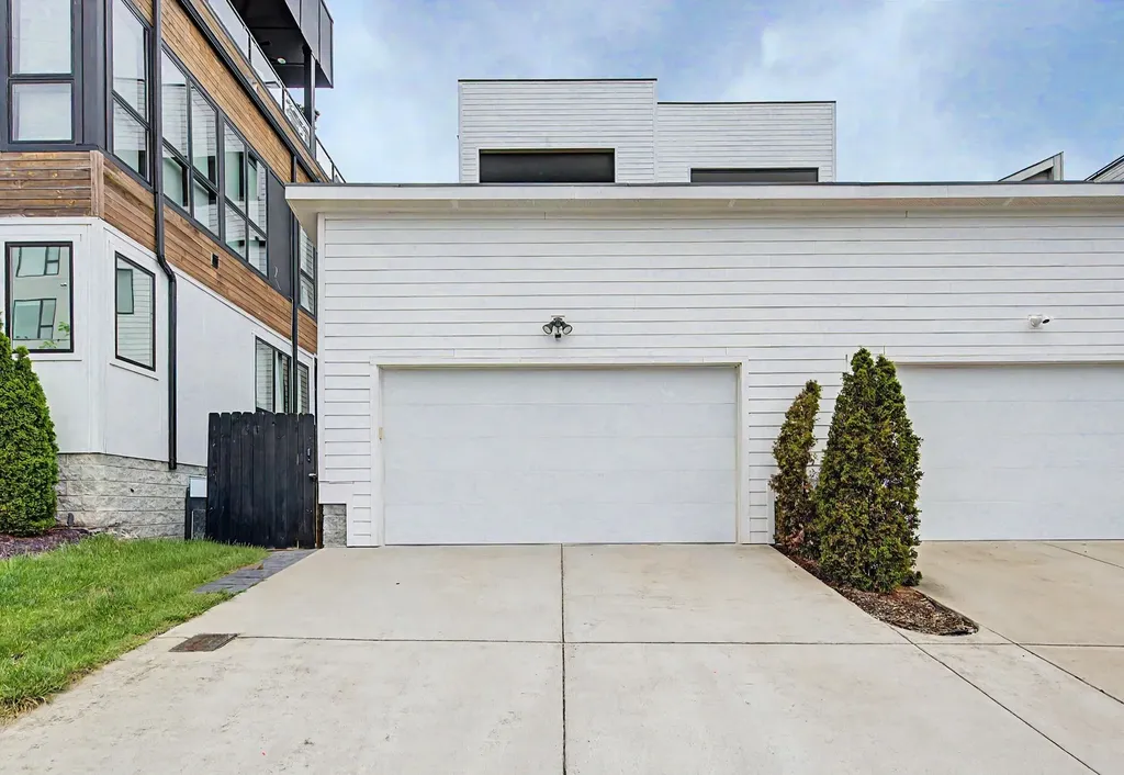 1014 9th Ave, S Nashville TN 37203