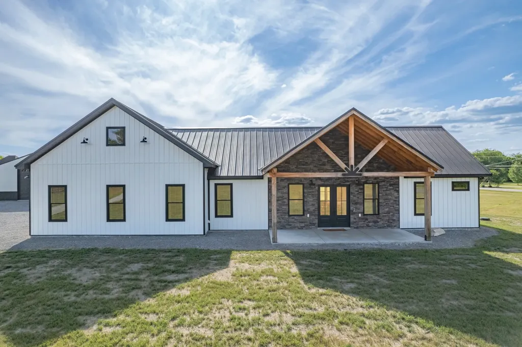 2610 Armstrong Valley Road Murfreesboro TN 37128