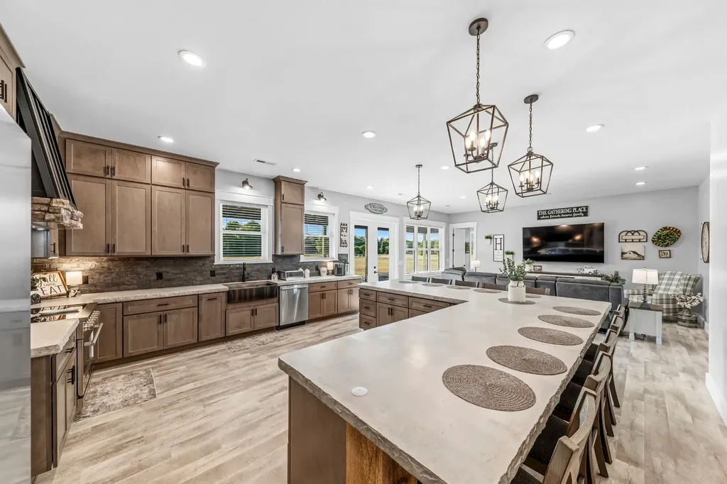 2610 Armstrong Valley Road Murfreesboro TN 37128