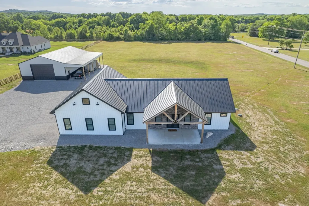 2610 Armstrong Valley Road Murfreesboro TN 37128
