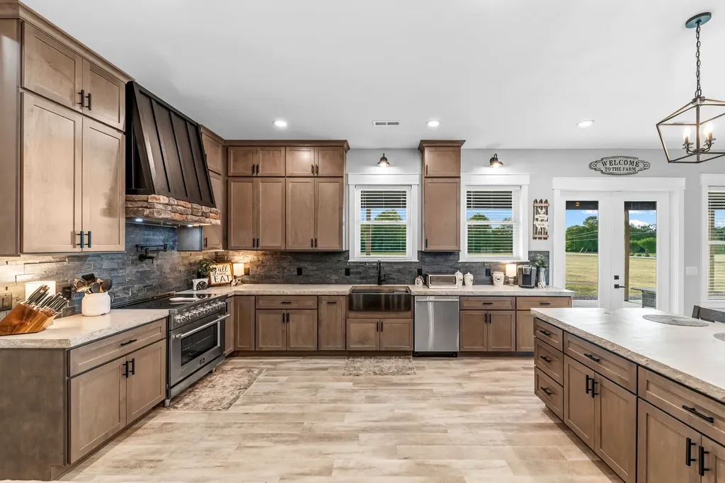 2610 Armstrong Valley Road Murfreesboro TN 37128