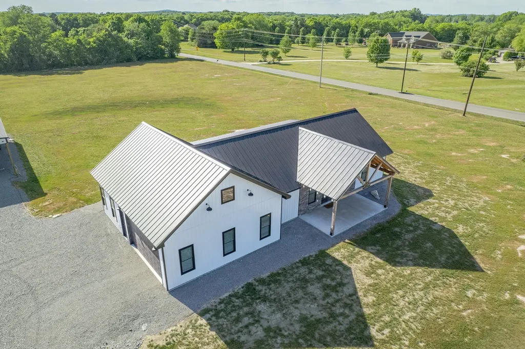 2610 Armstrong Valley Road Murfreesboro TN 37128