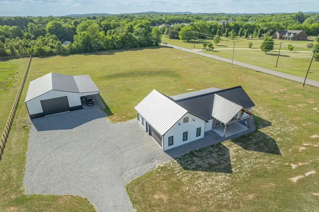 2610 Armstrong Valley Road Murfreesboro TN 37128