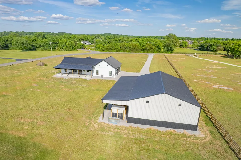 2610 Armstrong Valley Road Murfreesboro TN 37128