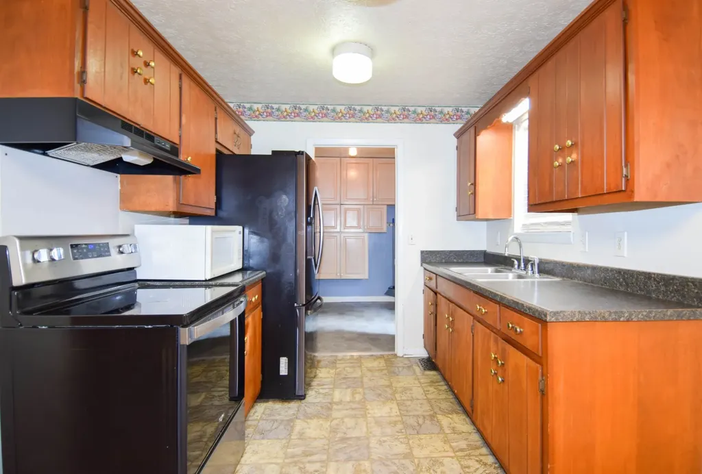 819 Hwy 52e Portland TN 37148