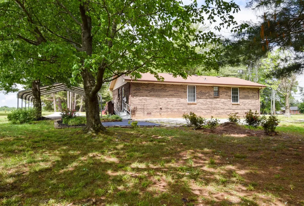 819 Hwy 52e Portland TN 37148