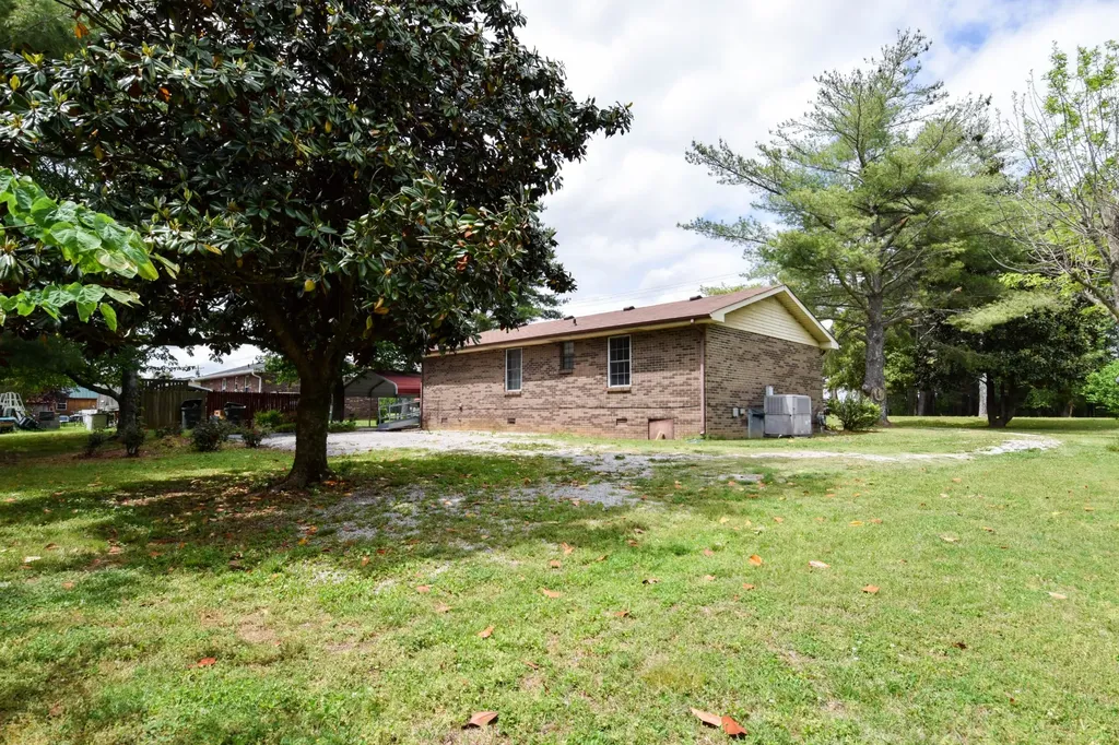 819 Hwy 52e Portland TN 37148