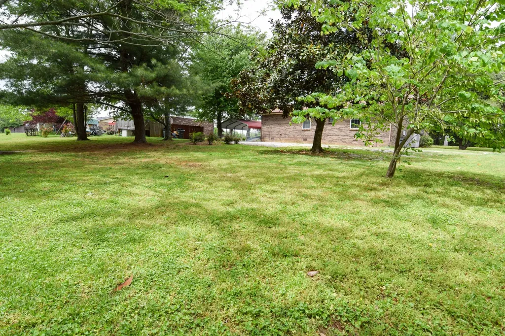 819 Hwy 52e Portland TN 37148