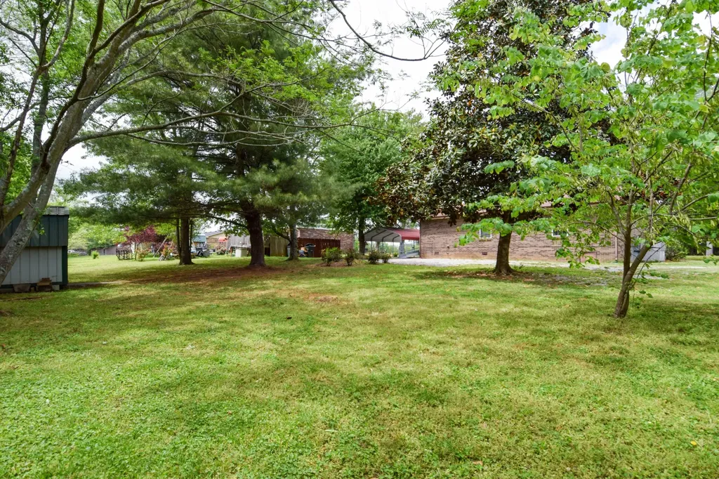 819 Hwy 52e Portland TN 37148