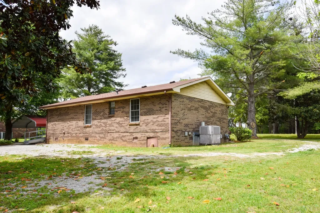 819 Hwy 52e Portland TN 37148