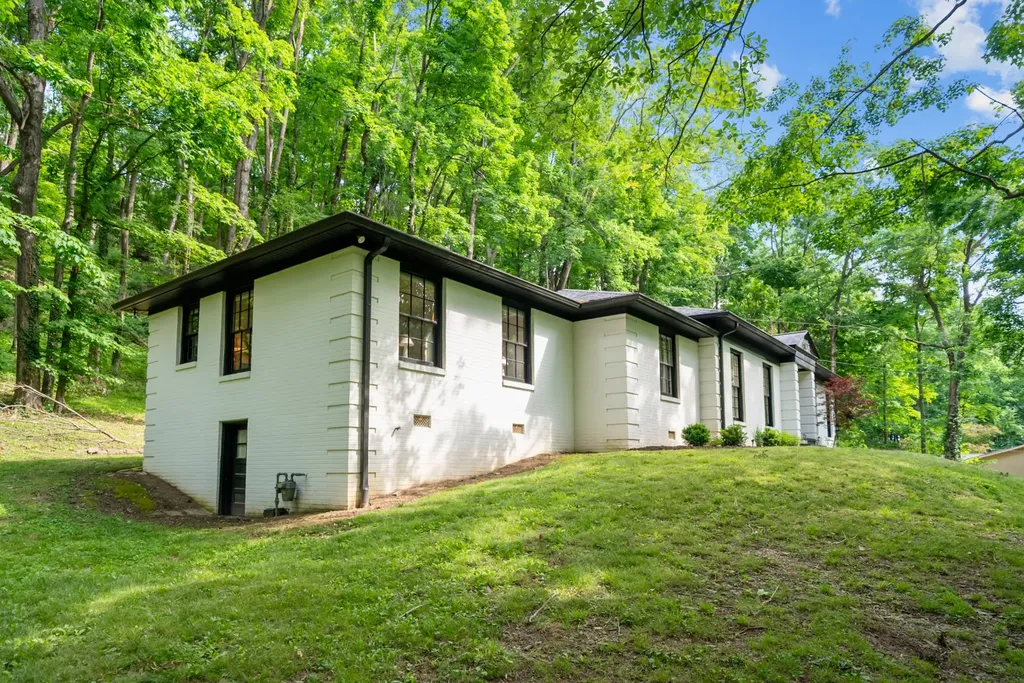 1904 Cromwell Drive Nashville TN 37215