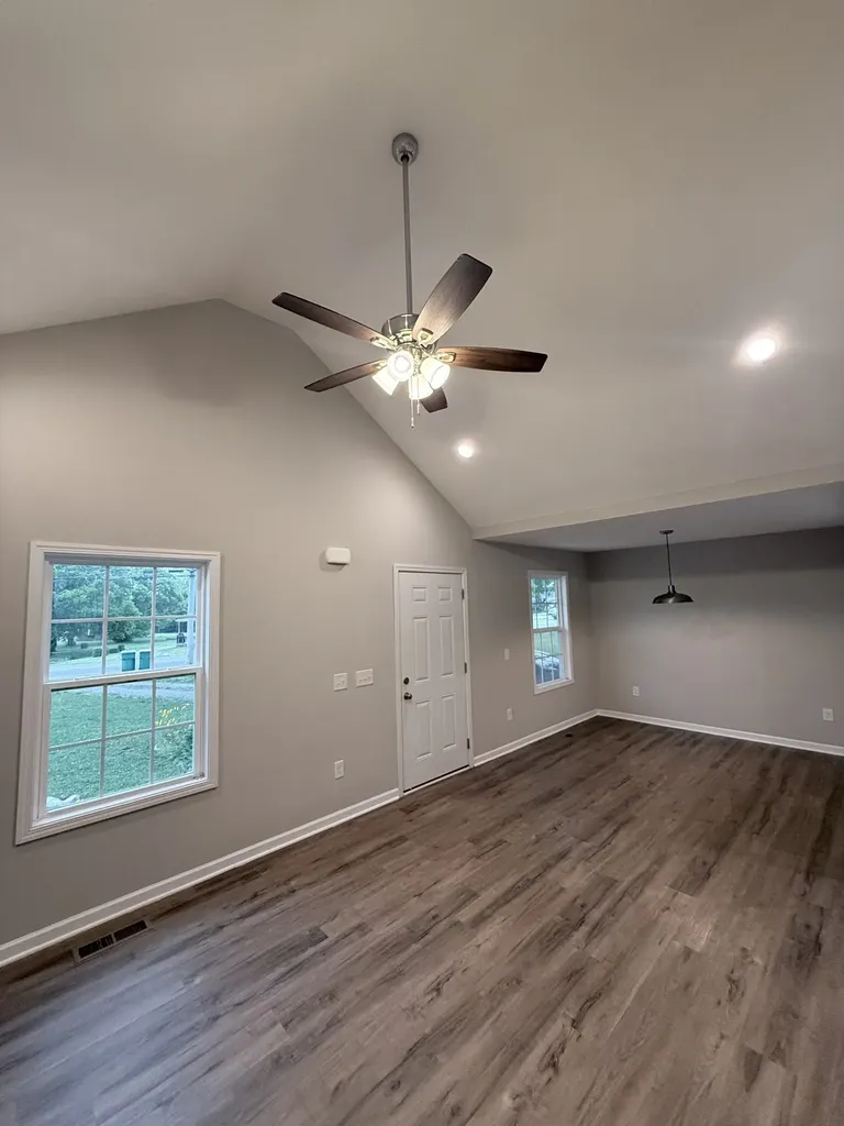 649 Franklin Avenue Lewisburg TN 37091