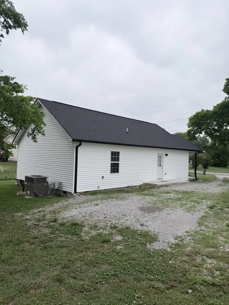 649 Franklin Avenue Lewisburg TN 37091