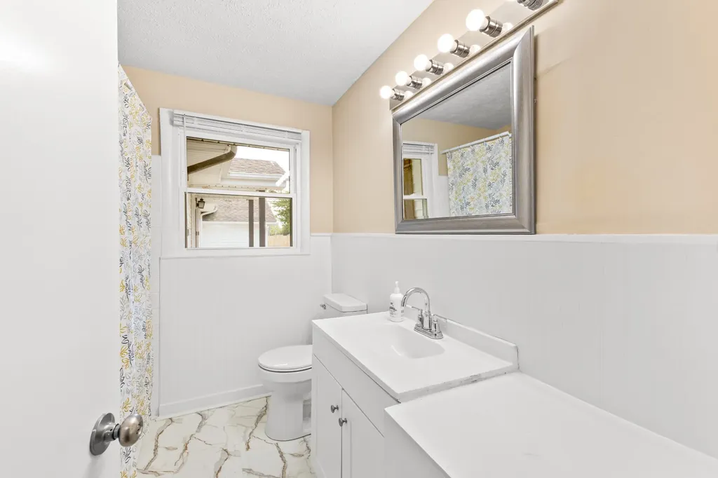 1704 Woodside Drive Springfield TN 37172