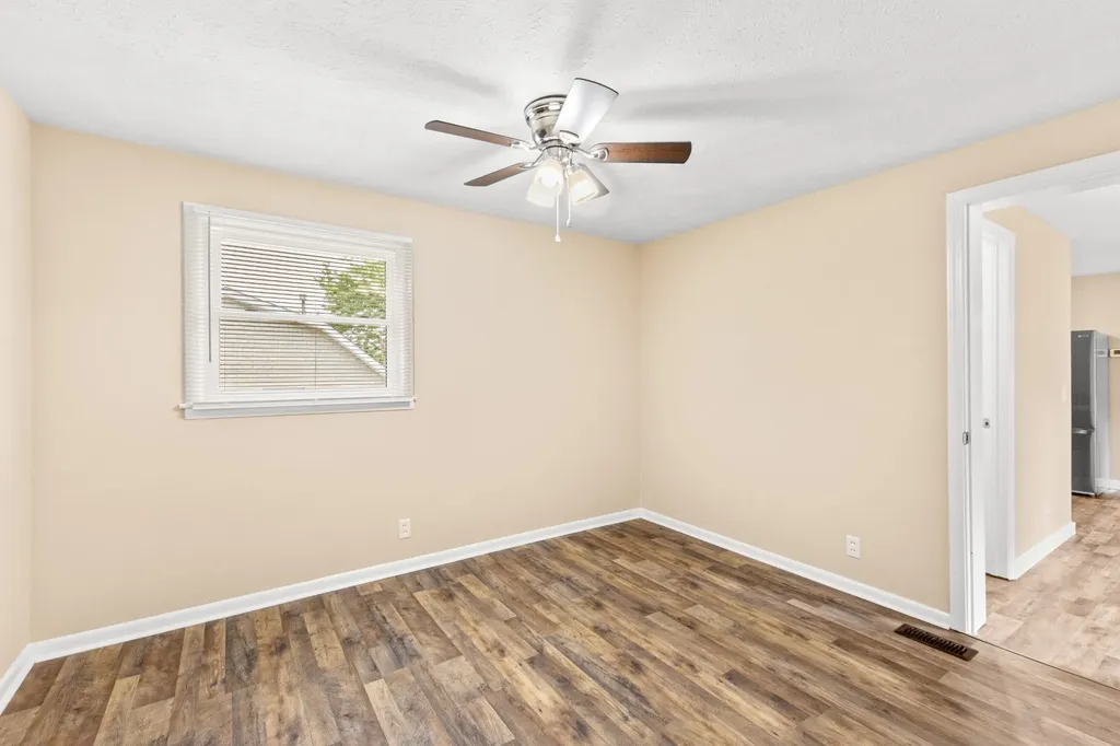 1704 Woodside Drive Springfield TN 37172