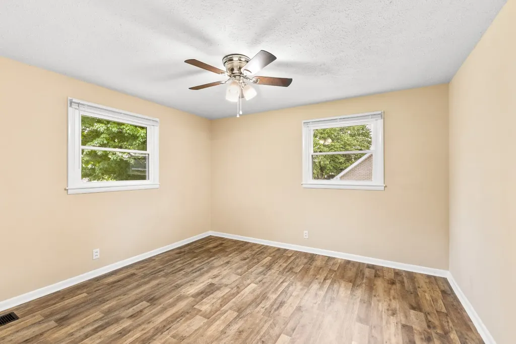 1704 Woodside Drive Springfield TN 37172
