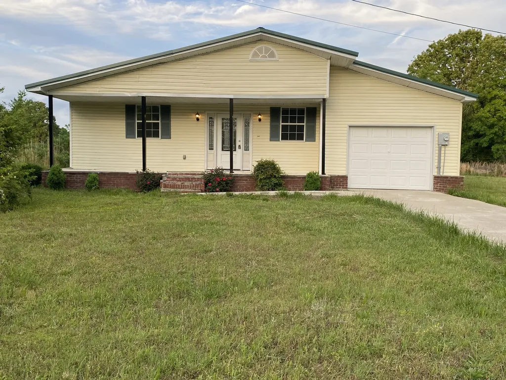 110 Dr Ibrahim Lane Summertown TN 38483