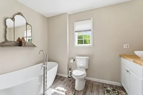 4018 Rutledge Hill Road Hillsboro TN 37342