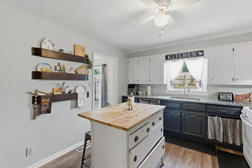 302 Andes Drive Columbia TN 38401