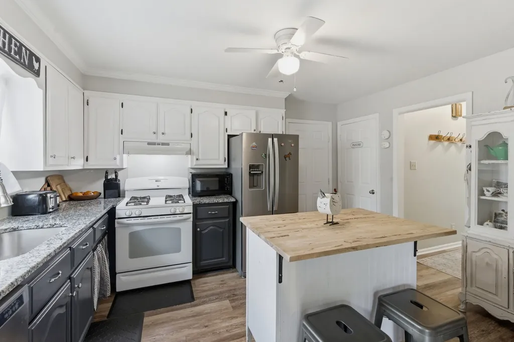 302 Andes Drive Columbia TN 38401
