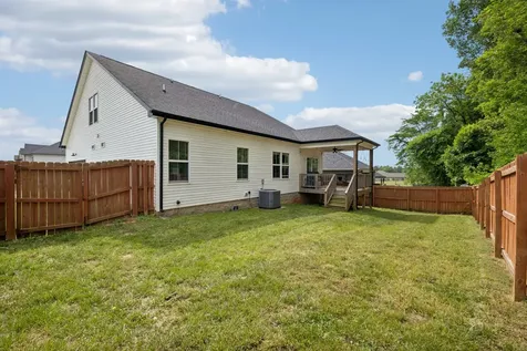 1050 Spicer Drive Clarksville TN 37042