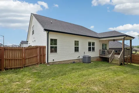 1050 Spicer Drive Clarksville TN 37042