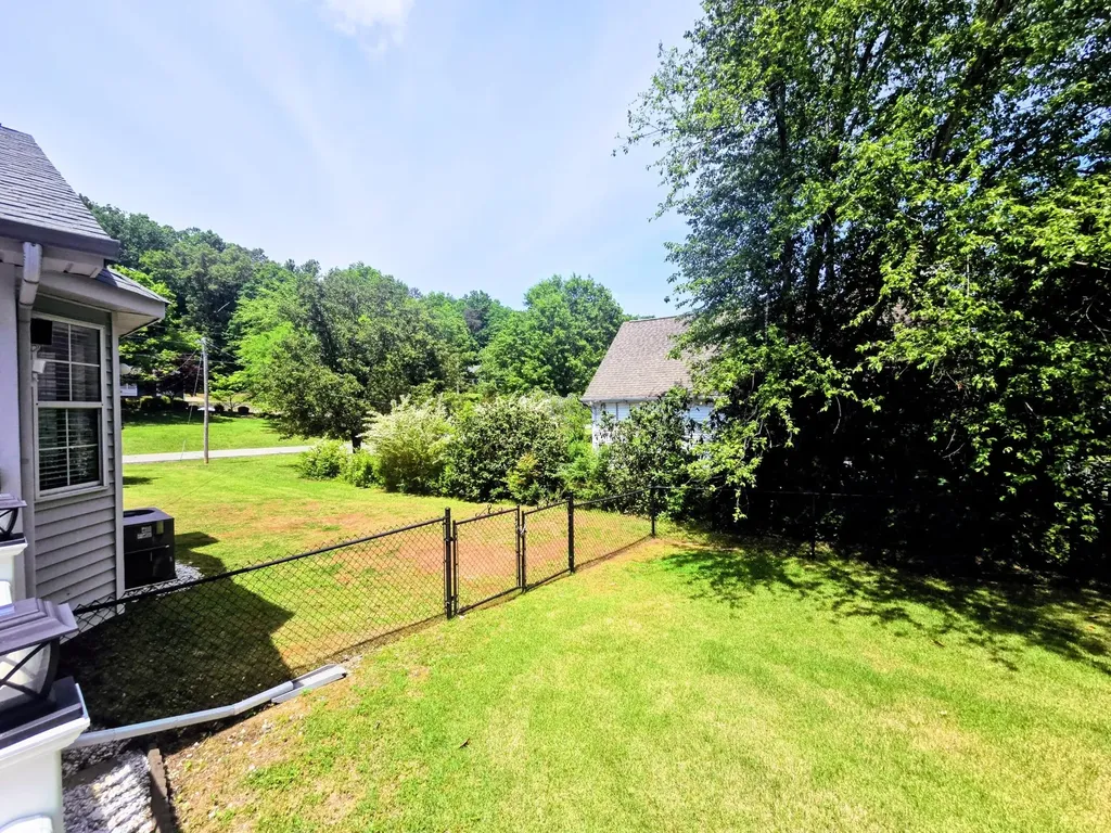 463 County Road 135 Riceville TN 37370