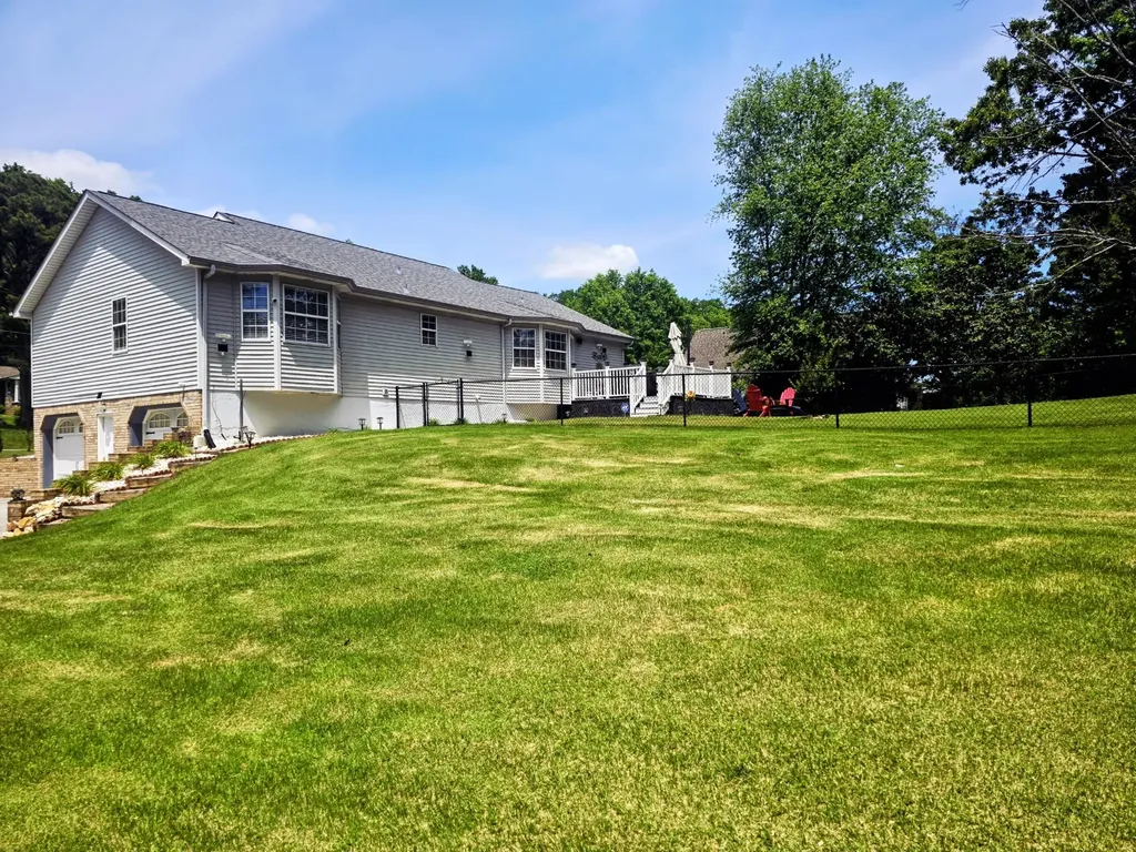 463 County Road 135 Riceville TN 37370