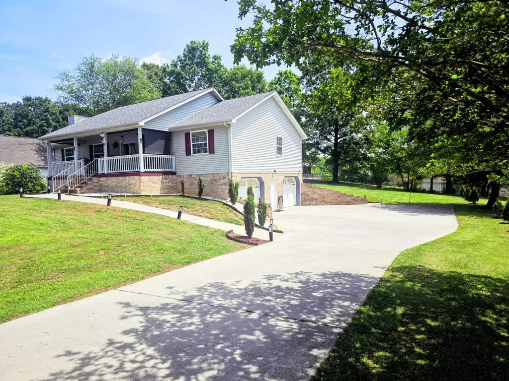 463 County Road 135 Riceville TN 37370