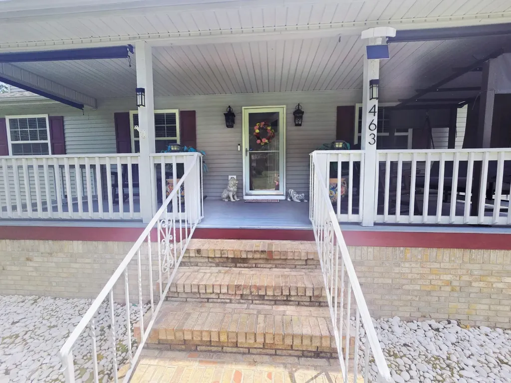 463 County Road 135 Riceville TN 37370