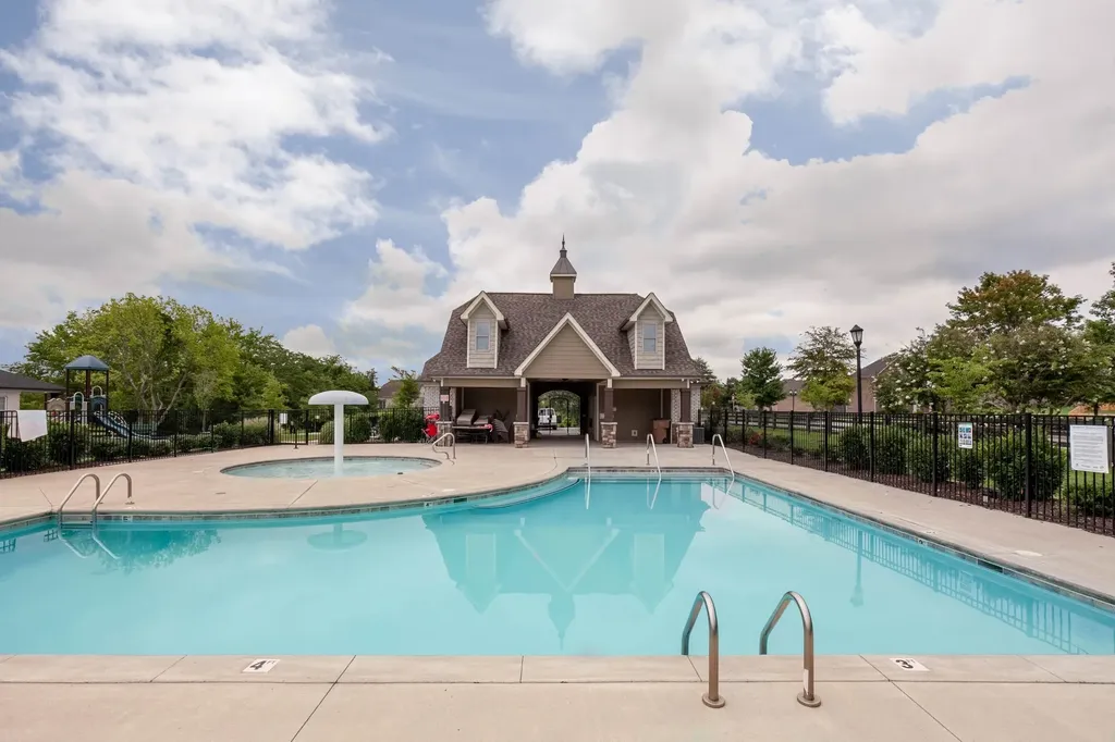 105 Porter Court Hendersonville TN 37075