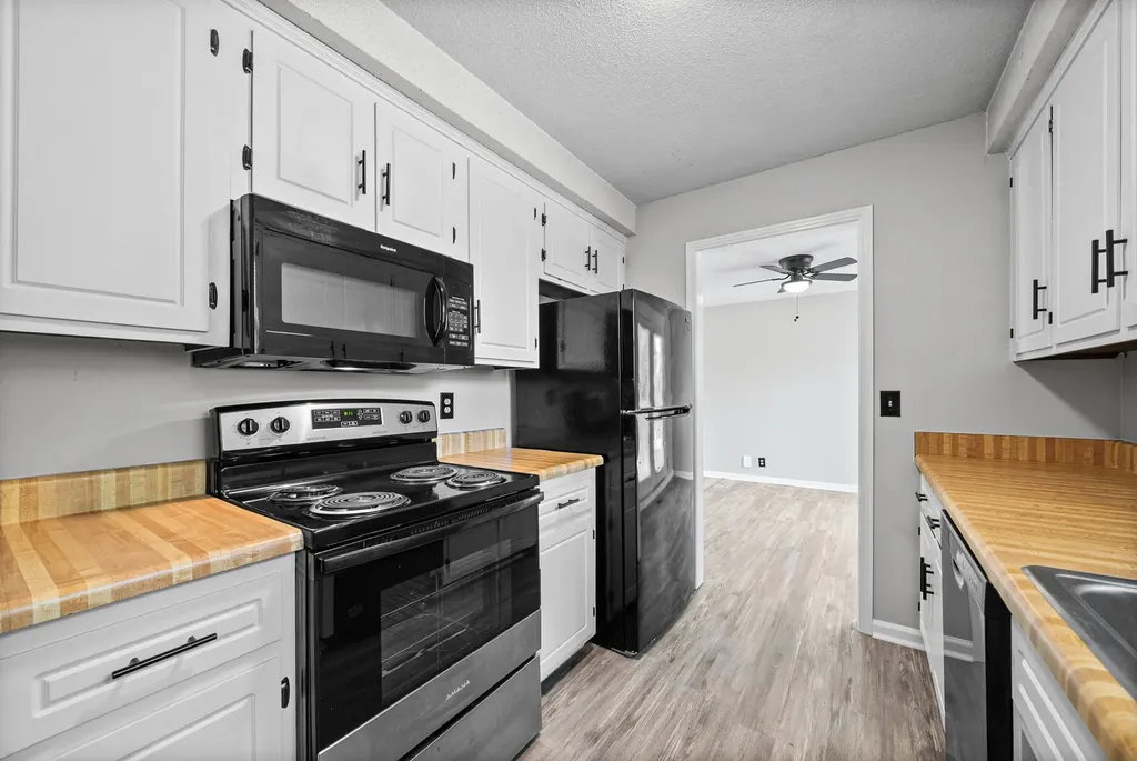 802 Knox Lane Clarksville TN 37042