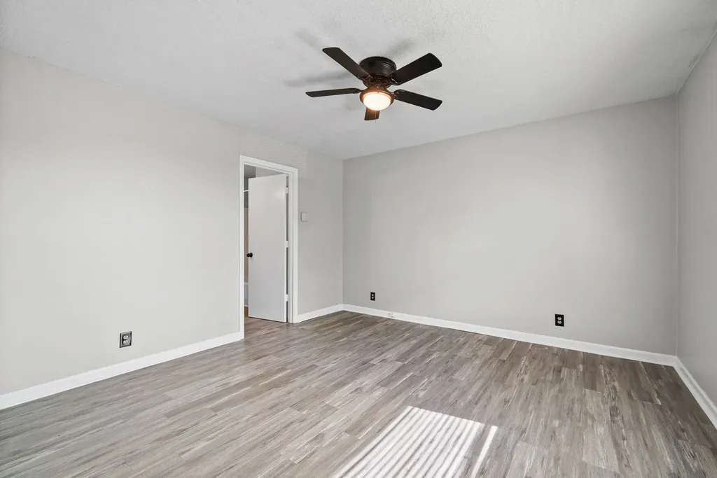 802 Knox Lane Clarksville TN 37042
