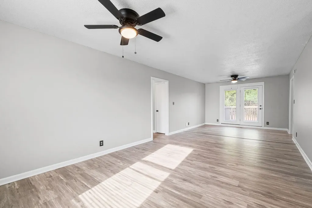 802 Knox Lane Clarksville TN 37042