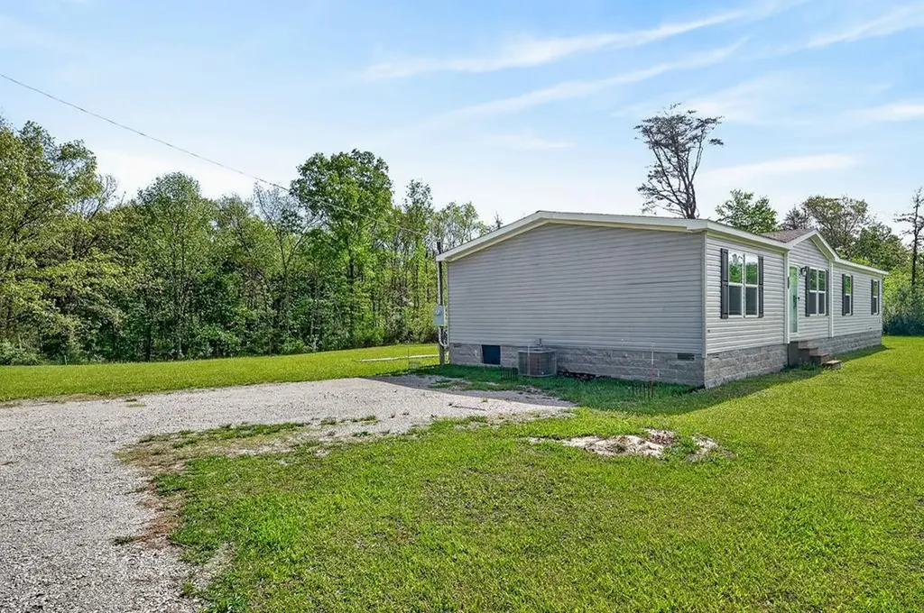 132 Treble Lane Sparta TN 38583